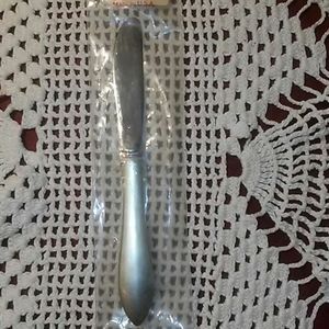 Reed & Barton sterling silver butter knife NEW